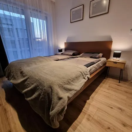 Bursztynowy Apartament Poleska *
